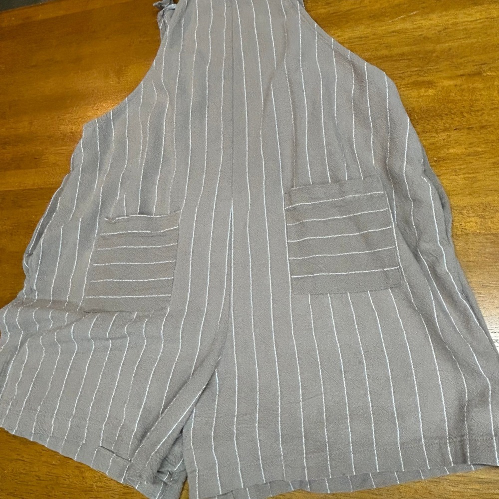 Urban Romantics Womens Taupe Pinstripe Linen Blend Shortall Romper Size L - Picture 6 of 11